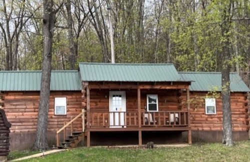 Blackwell Cabina | Secluded Private Cabins, on Two Twenty Acre Lakes