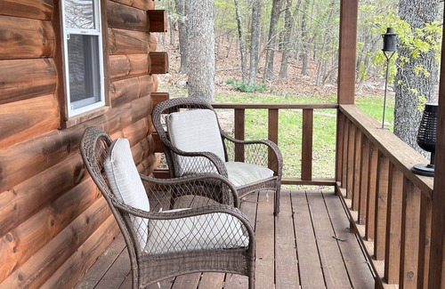 Blackwell Cabina | Secluded Private Cabins, on Two Twenty Acre Lakes