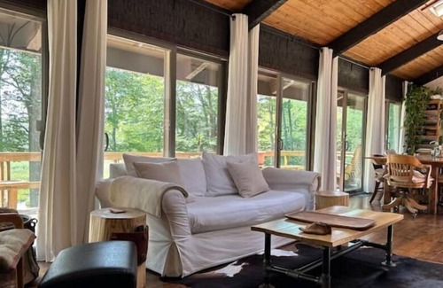Roscoe Casa | Secluded Private Lake House