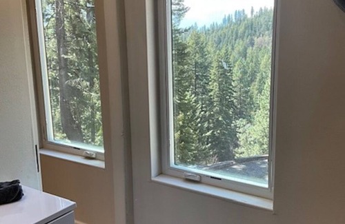 Rathdrum Casa | Secluded, quiet mountain retreat in the heart of North Idaho close to activities