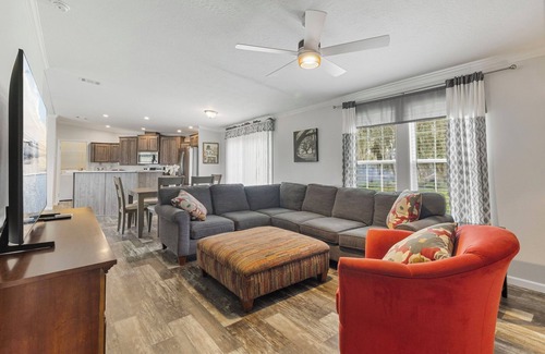 Arcadia Casa | “Secluded Ranch Retreat: 3BR Home w/ Pond, Trails, Wildlife & Modern Amenities”