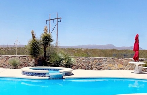 Las Cruces Casa | Secluded Red Hawk Pool Hideout