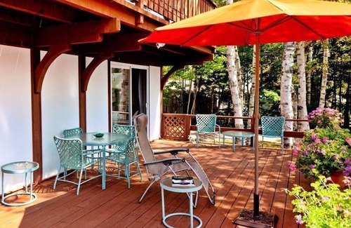 Northeast Harbor Casa | Secluded retreat steps from seashore & NEH Village