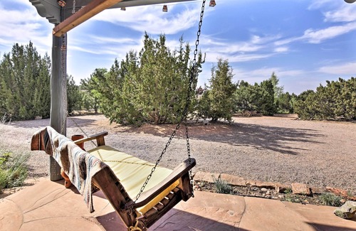 West Alameda Casa | Casa de huéspedes aislada en Santa Fe - ¡A 3 millas de la plaza!