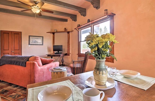 West Alameda Casa | Casa de huéspedes aislada en Santa Fe - ¡A 3 millas de la plaza!