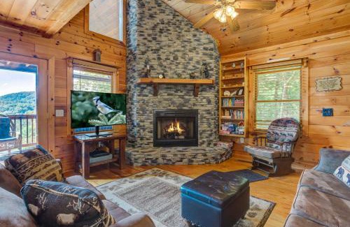 Mineral Bluff Casa | Secluded Soaks Fireside Sips Evening Smores Fun Games Relaxing Rockers - Sunrise Splendor