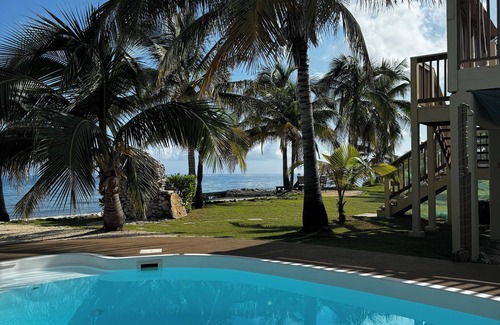 West End Casa | Secluded Sunsets 3400 Sq Ft Villa with 3 Separate Suites on the Ocean with Pool!