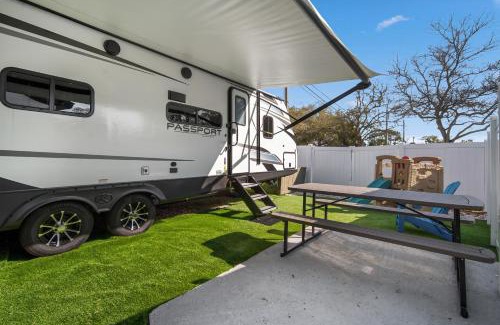 Tampa Complejo | Secluded Tiny Guest House