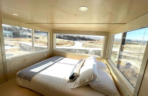 Pear Park Casa | Secluded Tiny House Oasis in Grand Junction: Nature's Perfect Glamping Hideaway in Colorado