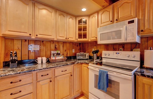 Victory Cabina | Secluded VT Cabin w/ Hot Tub, Pond, Trails and WiFi by Elevated Escapes Group