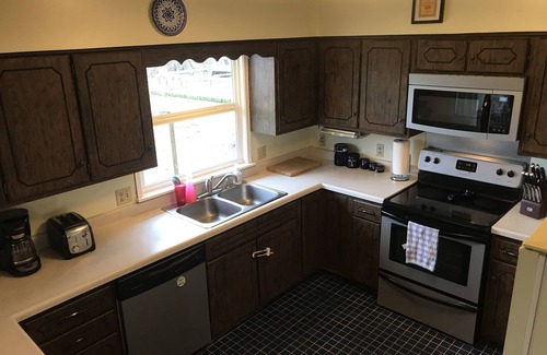 Carbondale Casa | Secluded Wine Trail Getaway with Theater Room