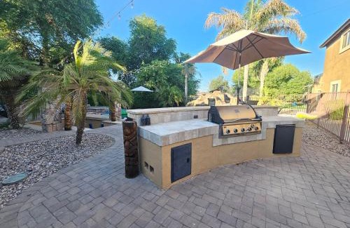 Queen Creek Apartamento | Second Story Suite with Balcony