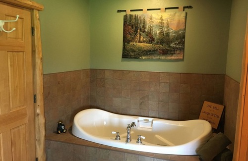 Ashland Casa | Second Wind Country Inn