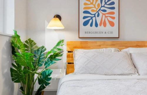 Hillwood Casa | Secret & Cozy Renovated Cottage Near Costco I99