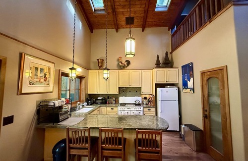 Forestville Casa | Secret Garden: 1BR Oasis, Dog Friendly