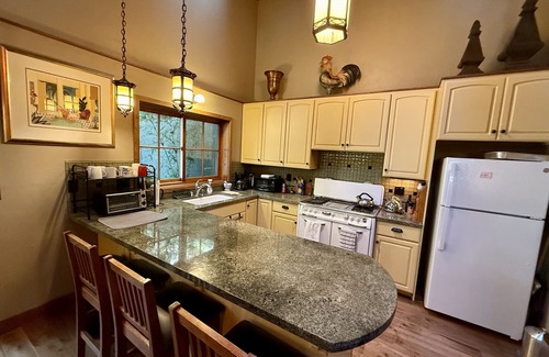 Forestville Casa | Secret Garden: 1BR Oasis, Dog Friendly
