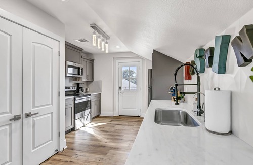 Spicewood Apartamento | Secret garden guest house Lake Travis