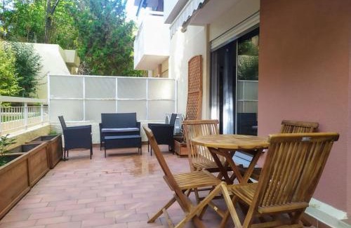 Saint-Sylvestre Apartamento | Secret garden, ideal for 2,large terrace