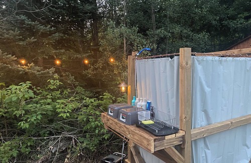 Tay Cabina | Secret Garden Star Gazing Dome Farm Experience