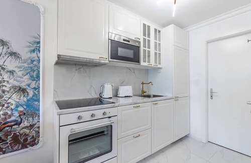 Montreux Apartamento | Secret Garden studio – Lakefront