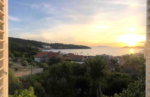 Lopud Island Casa | SECRET PARADISE-Holiday home with hot tub and BBQ
