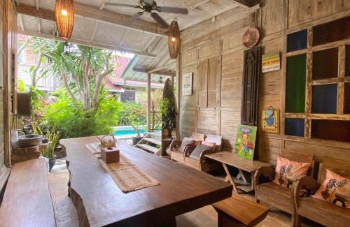 Bukit Casa | Secret Wooden Cabin - Lavender Suite