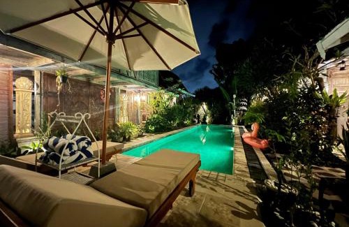 Bukit Casa | Secret Wooden Cabin - Lilac Suite
