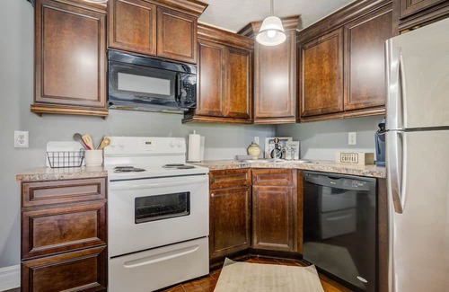 Jeffersonville Apartamento | Secretariat Triple Crown Suite!