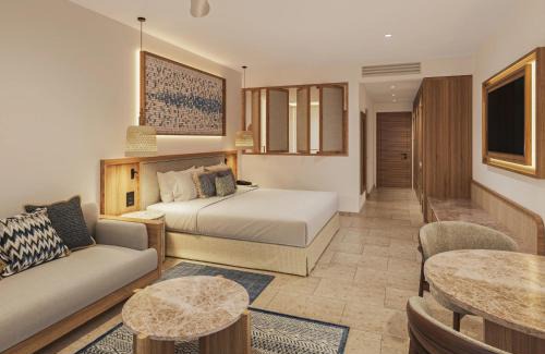 Playa Mujeres Complejo | Secrets Playa Mujeres Golf & Spa Resort - All Inclusive Adults Only - Grand Reopening Coming Soon!