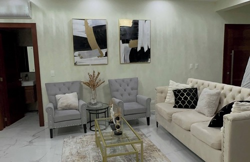 Tenares Apartamento | Secure and quiet 3-bedrooms apartment with AC in a gated community in Tenares.