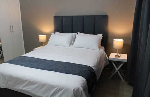 Krugersdorp Apartamento | Secure Self-catered Apartment With Pool