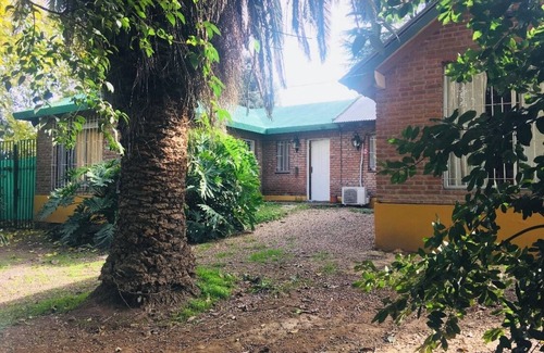 Benavídez Casa | Quinta segura súper equipada y confortable hasta 15 huéspedes en Benavídez Tigre