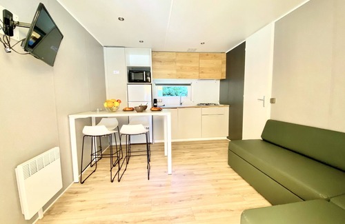 Quelmer - La Passagere Alquiler De RV | See Breizh Camping La Ville Huchet
