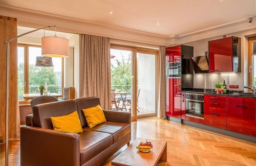 Pelham Apartamento | Lake Lodge, 54 m² de planta baja, sala de estar / dormitorio combinado