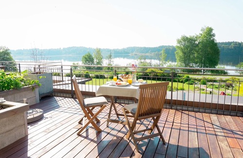 Pelham Apartamento | Lake Lodge, 54 m² de planta baja, sala de estar / dormitorio combinado