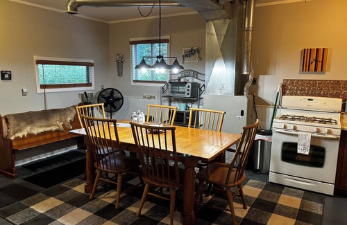 Spooner Cabina | Booking for Fall - Odie's Cabin - A Northwoods Get Away
