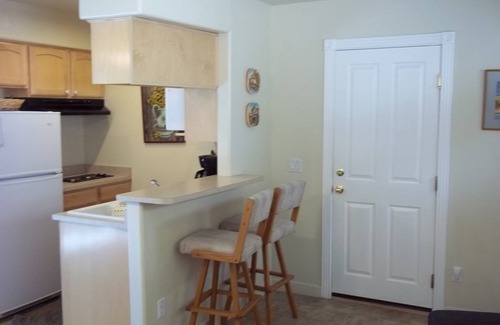 Village Grove Casa | Ahora en el tour virtual ... Se aplican descuentos semanales de 18% y 30% mensuales