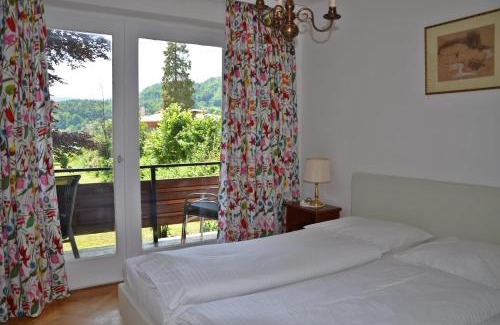 Poertschach am Woerthersee Apartamento | Seeappartements Eden