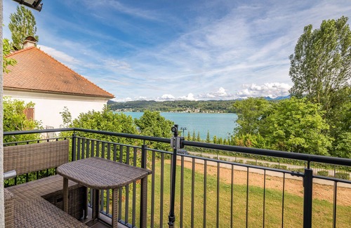 Augsdorf Apartamento | Seeblick-Apartment in Velden