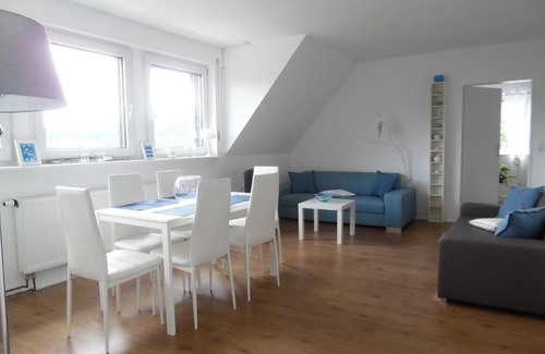 Woffelsbach Apartamento | Seeblick Ferienwohnung am Rursee - Nationalpark Eifel