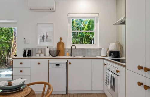 Glenelg South Apartamento | Seed at Arlo`s - Ref · ★Seed at Arlo`s★✔Refined luxury in Glenelg✔WiFi