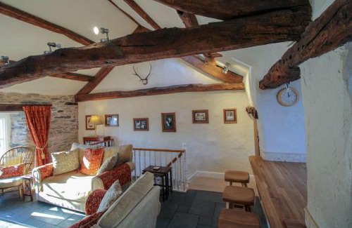 Staveley Casa | Seed Howe Staveley