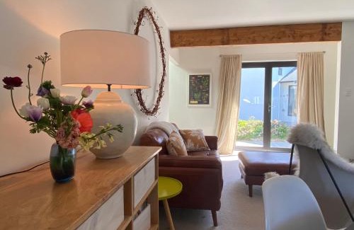 Wairau Valley Apartamento | Seedlings - at Verve flower farm