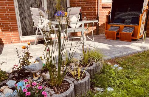 Schoenhagen Apartamento | SeeLund - Meeresrauschen lauschen - ruhiges sonniges Apartment mit Garten und Terrasse nahe Strand und Ostsee