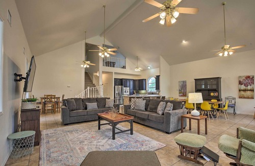 Seguin Casa | Seguin Home on Lake Placid w/ Boat Dock!