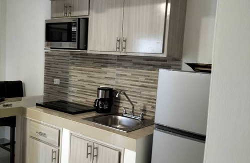 Esterito Apartamento | Seguro cómodo bonito bien comunicado apartamento 3cuadras del malecón de La Paz