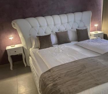 Wiesbaden Apartamento | Sehr grosse 5 Zimmer Wohnung mit Garten und terasse
