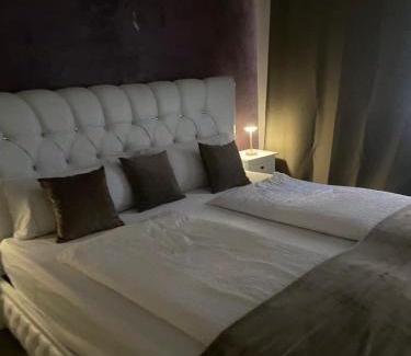 Wiesbaden Apartamento | Sehr grosse 5 Zimmer Wohnung mit Garten und terasse