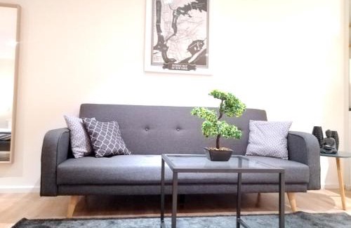 Brueck Apartamento | Sehr schöne Wohnung in Köln-Brück mit eigenem Parkplatz