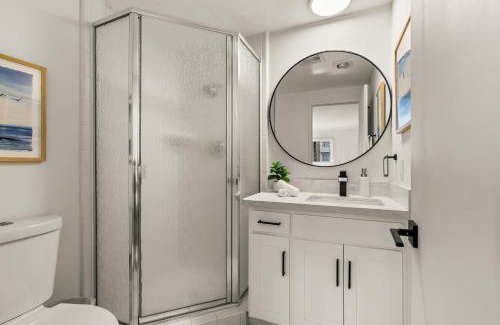 Village of La Jolla Apartamento | Seize The Day